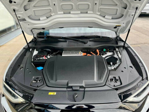 2024 Audi Q8 e-tron quattro Prestige