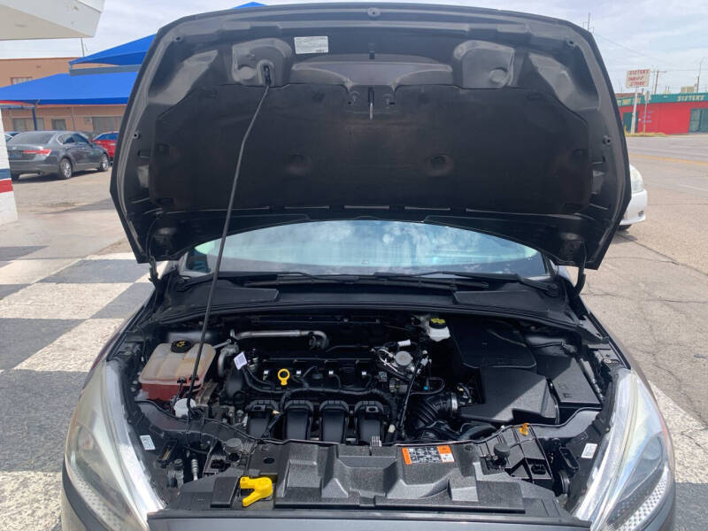 2017 Ford Focus SE