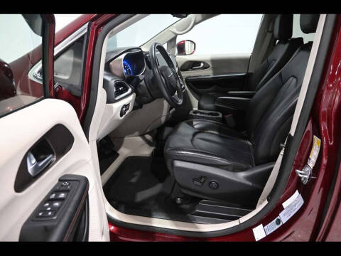 2018 Chrysler Pacifica Touring L