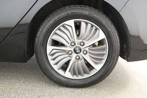 2021 Hyundai Ioniq Plug-in Hybrid SE