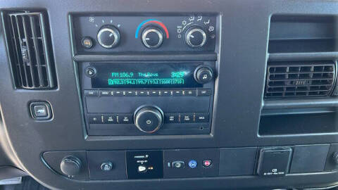 2022 Chevrolet Express 2500