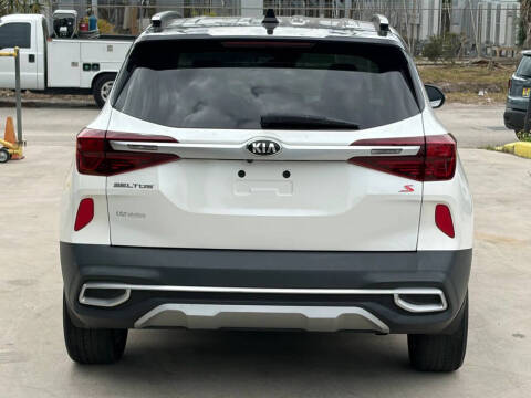 2021 Kia Seltos S