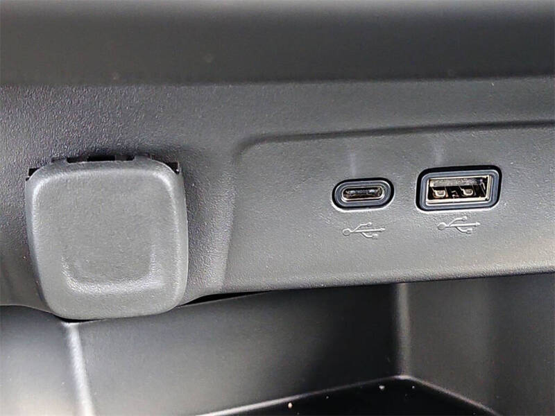 2025 Chevrolet Trax RS