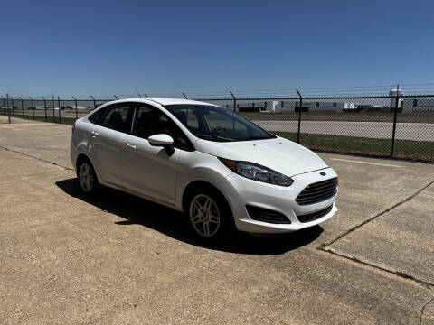 2017 Ford Fiesta for sale at Car Maverick in Addison TX