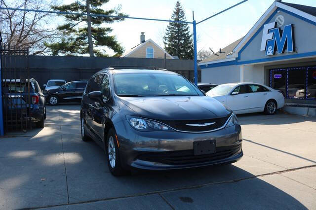 2020 Chrysler Voyager LXi