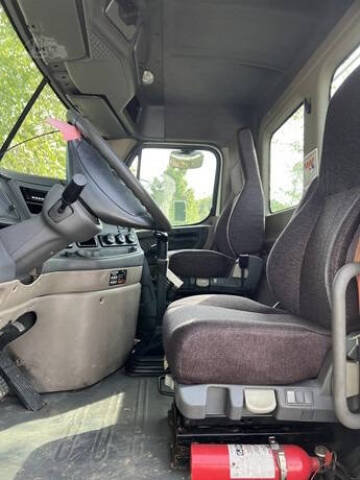 2014 Freightliner Cascadia