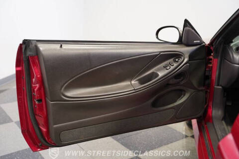 2004 Ford Mustang GT Deluxe