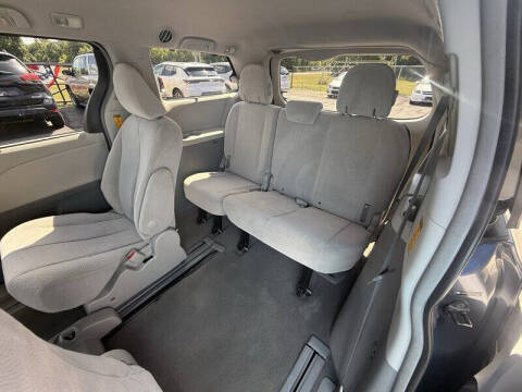 2014 Toyota Sienna