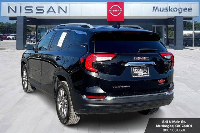 2024 GMC Terrain SLT