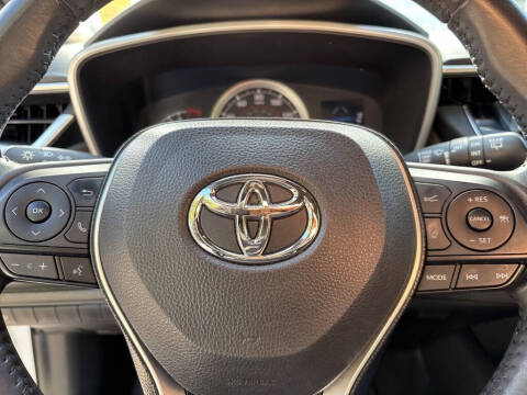 2020 Toyota Corolla Hatchback SE