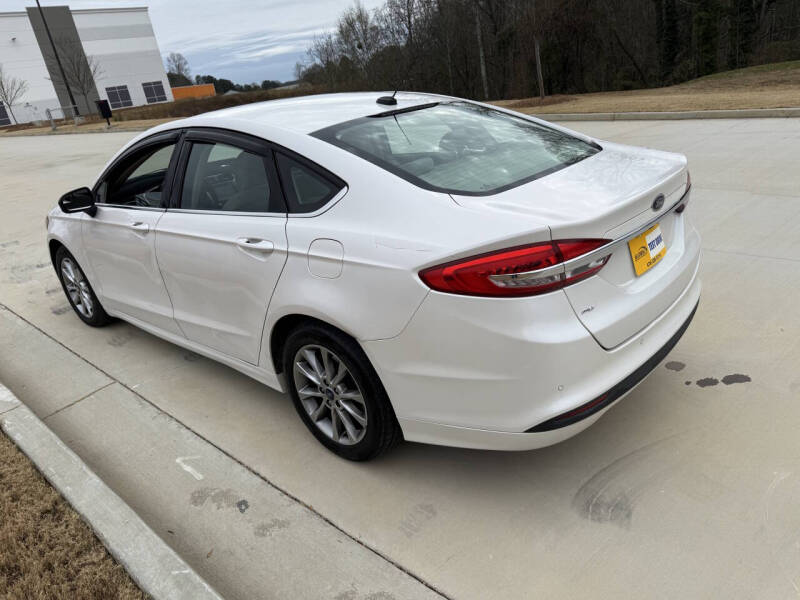 2017 Ford Fusion SE