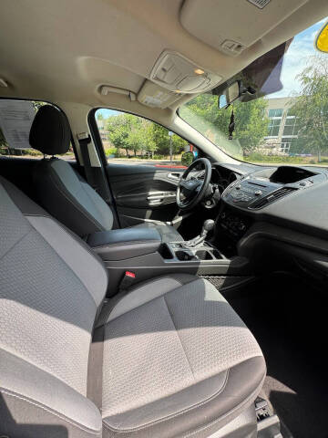 2017 Ford Escape SE