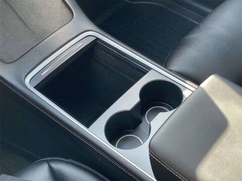 2024 Tesla Model Y Performance