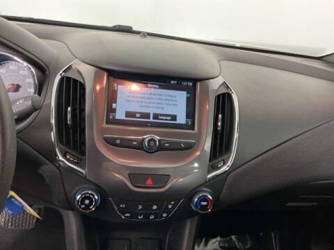 2017 Chevrolet Cruze LT Auto