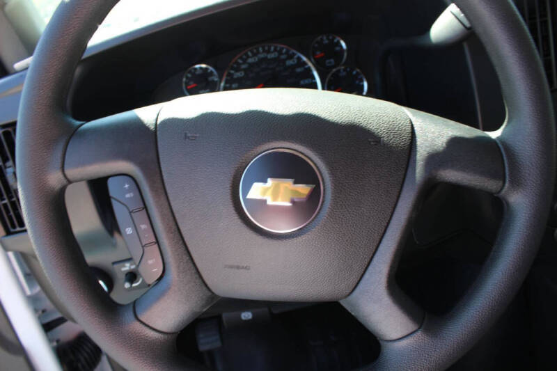 2026 Chevrolet Express 2500