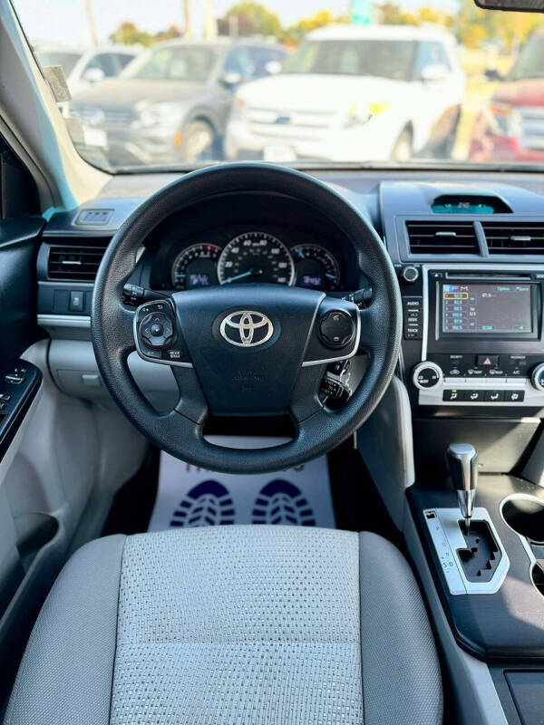 2012 Toyota Camry LE