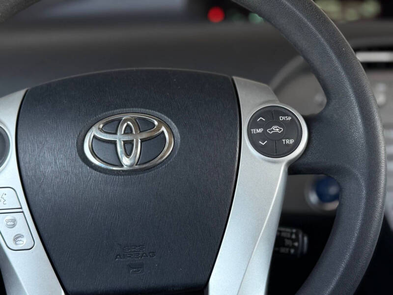 2013 Toyota Prius Three