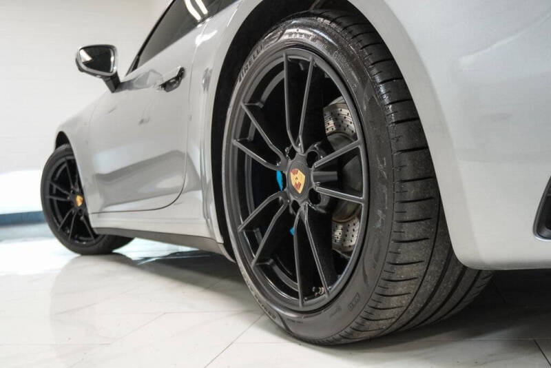 2024 Porsche 911 Carrera