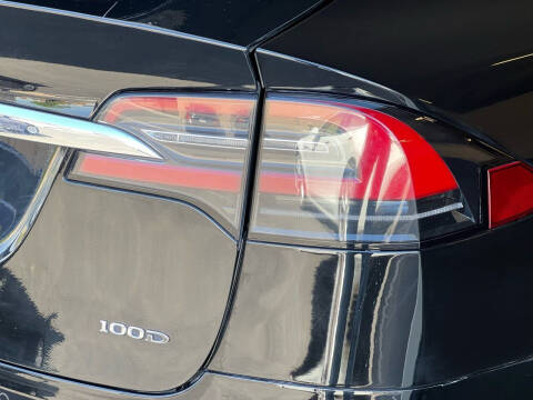 2017 Tesla Model X 100D