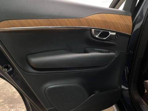 2025 Volvo XC90 B6 Plus Bright Theme 7P