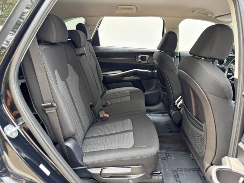 2021 Kia Sorento LX