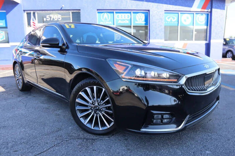 2017 Kia Cadenza Technology