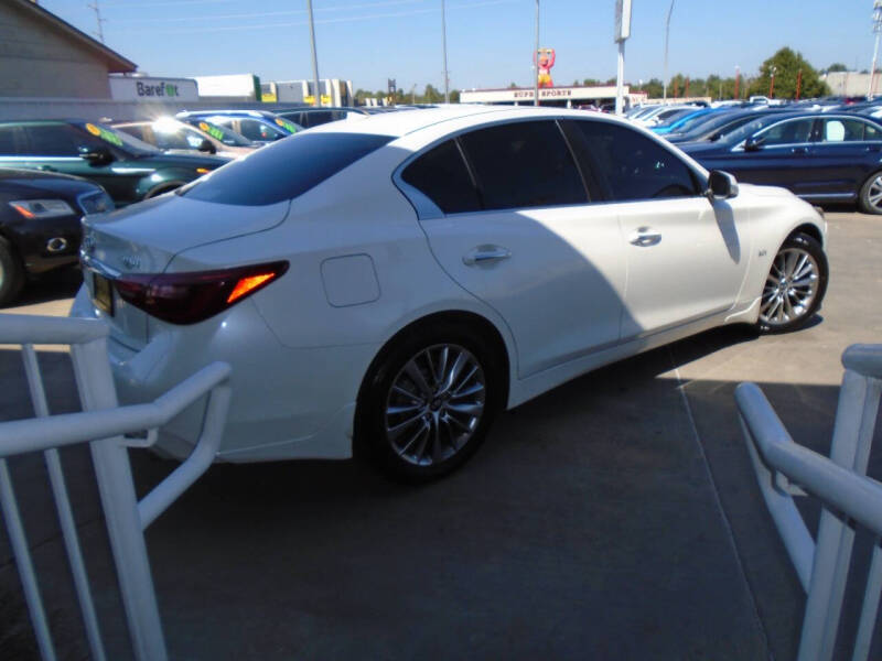 2018 Infiniti Q50 2.0T Luxe