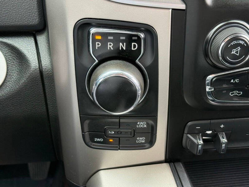 2018 RAM 1500 SLT