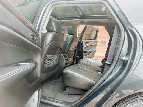 2015 Cadillac SRX Performance Collection