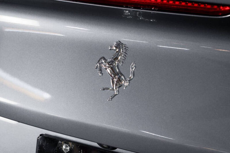 2023 Ferrari 812 GTS