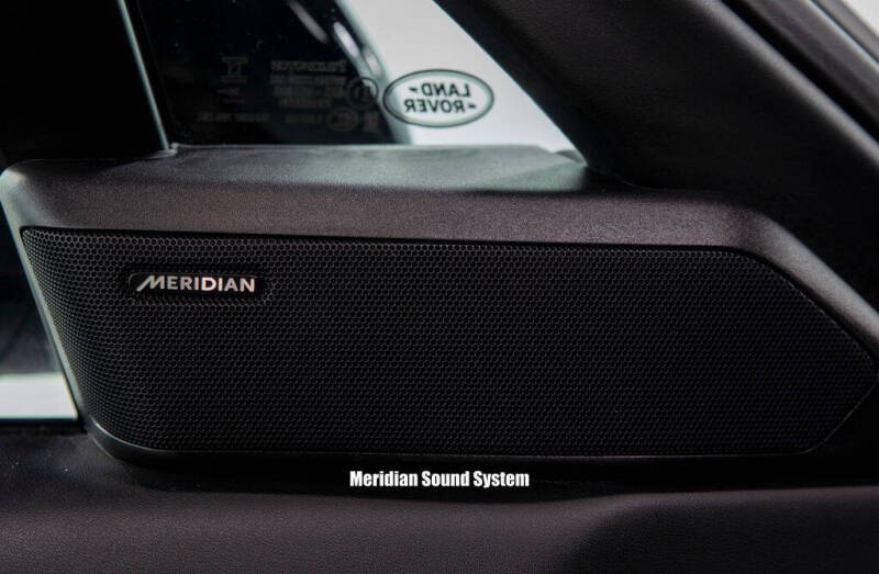 2025 Land Rover Range Rover Sport P360 SE