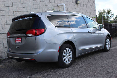 2018 Chrysler Pacifica Touring L Plus