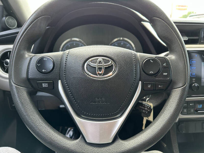 2017 Toyota Corolla LE