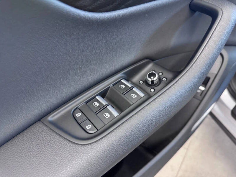 2022 Audi Q7 quattro Premium Plus 55 TFSI