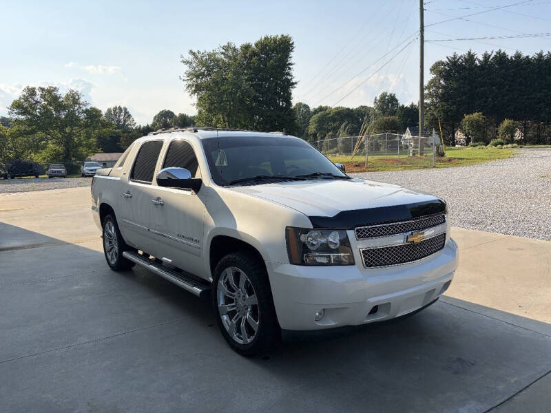2012 Chevrolet Avalanche LTZ