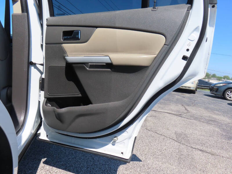 2014 Ford Edge SE