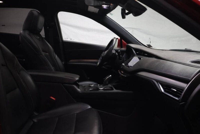 2020 Cadillac XT4 Premium Luxury