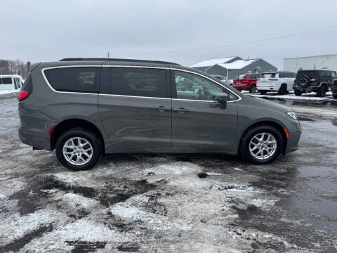 2022 Chrysler Pacifica Touring L