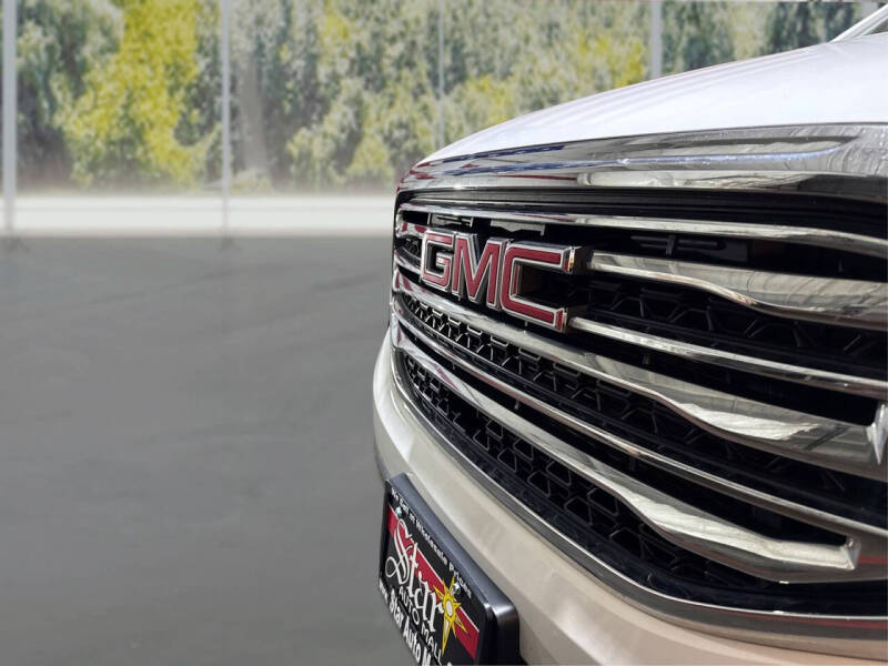 2017 GMC Acadia SLT-1