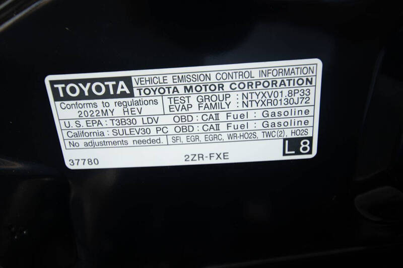 2022 Toyota Prius XLE