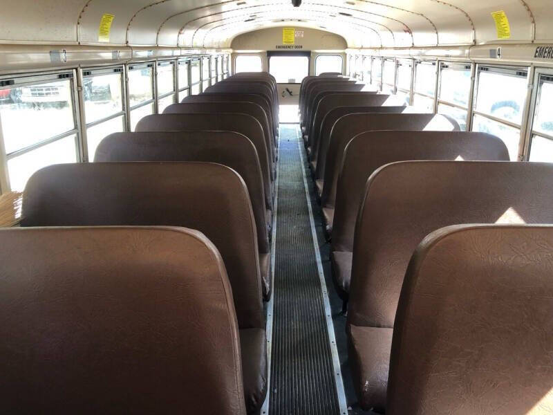 2005 Freightliner FS65 Chassis