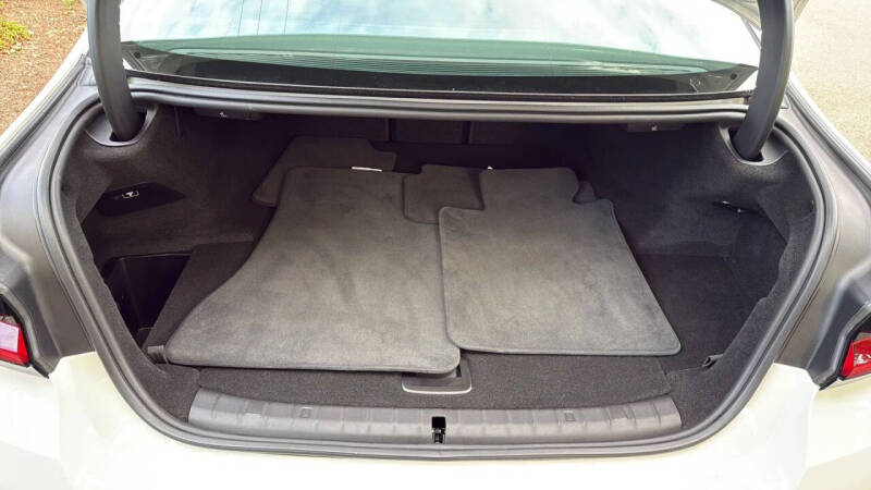 2022 BMW 5 Series 530e xDrive