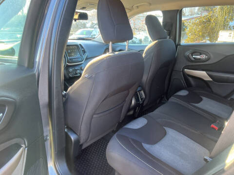 2018 Jeep Cherokee Tech Connect