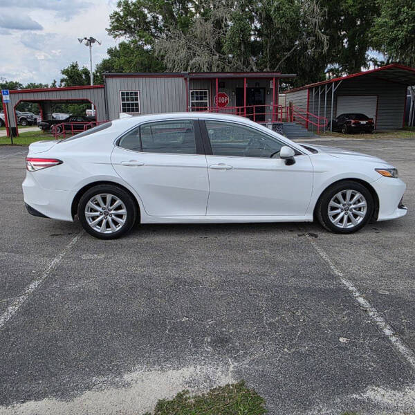 2020 Toyota Camry LE