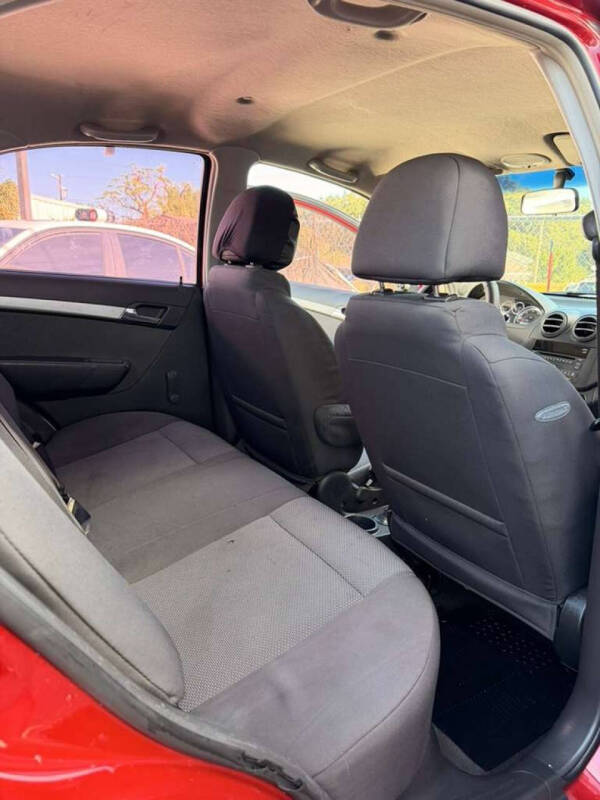 2011 Chevrolet Aveo LT