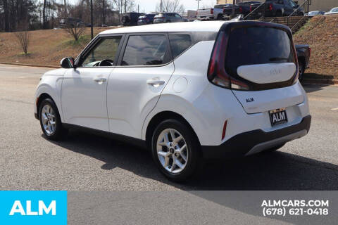 2024 Kia Soul LX