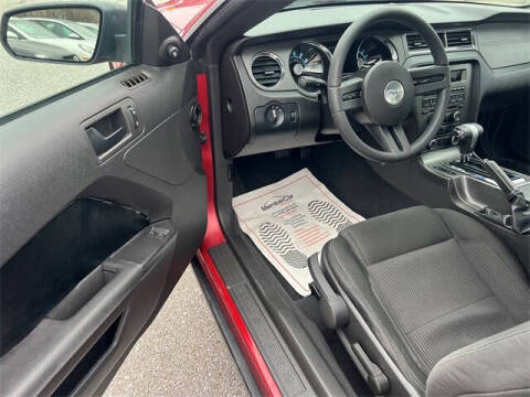 2010 Ford Mustang V6