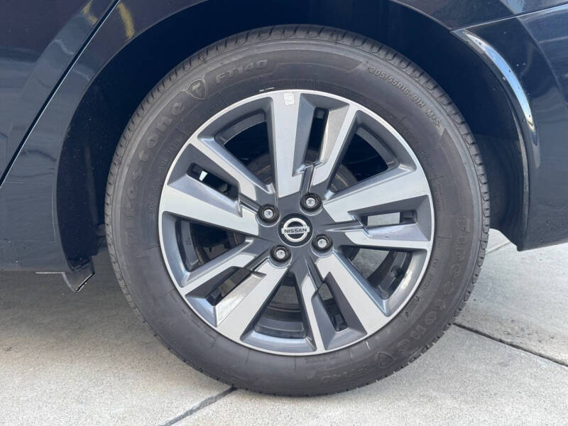 2020 Nissan Versa SV