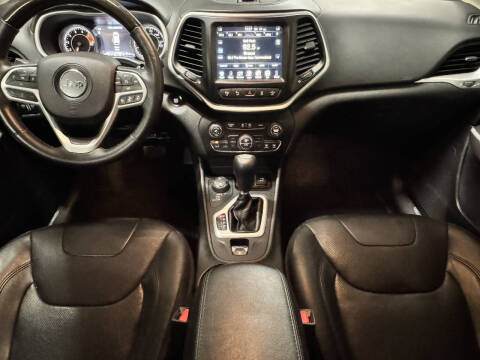 2017 Jeep Cherokee Overland