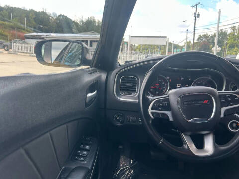 2016 Dodge Charger SXT